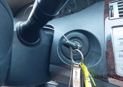 2008 Toyota Avalon Touring z USA, uszkodzony, nr VIN 4T1BK36BX8U323727